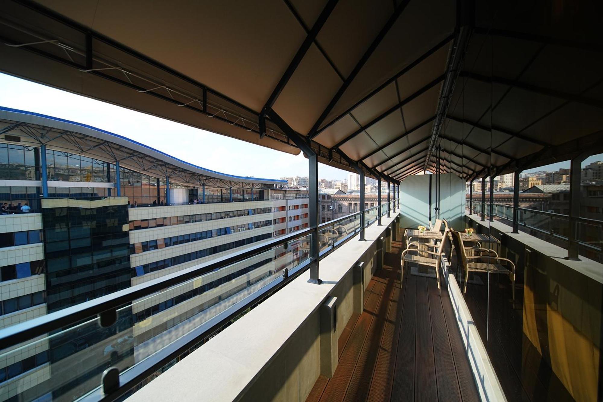 Yerevan Place Exterior foto